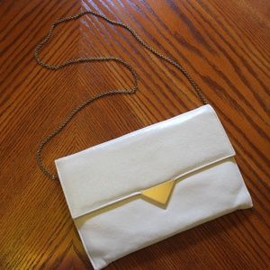 white leather purse handbag gold chain SM co.